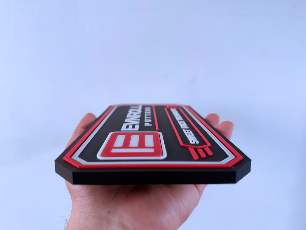 Evnroll Inspired Golf Wall Plaque, Red Black & Bone White, 22cm