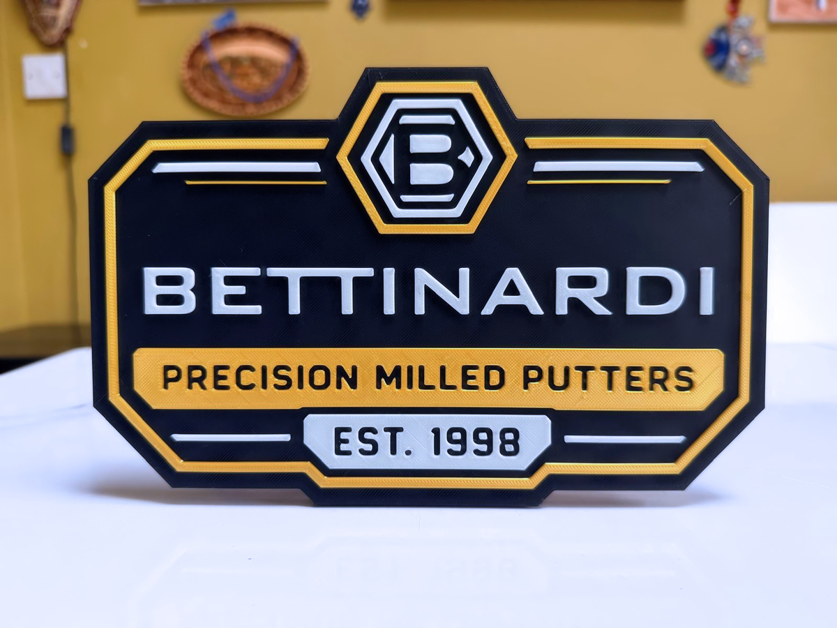 Bettinardi Putters Inspired Golf Wall Plaque, Black Gold & White, 22cm